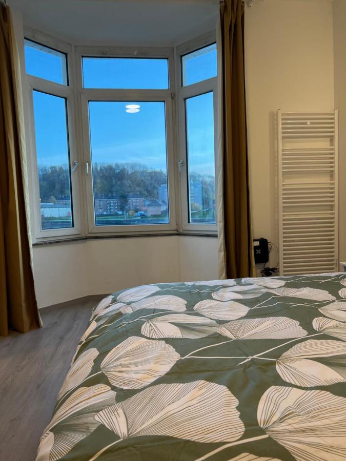 Riverbank Guest House Намюр Екстер'єр фото
